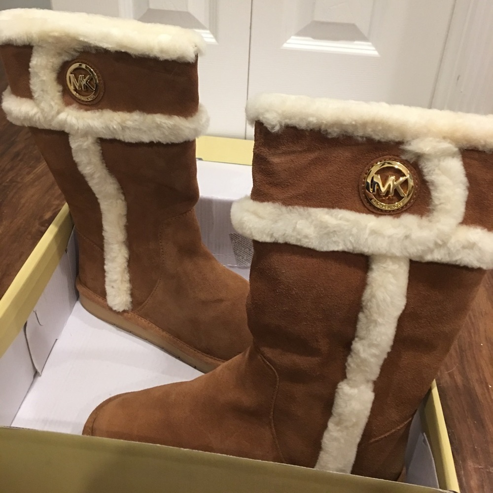 COPY - Michale Kors Winter boots